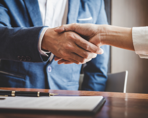 Asesoría a Ares Management en la negociación y reestructuración de un contrato de crédito Mezzanine