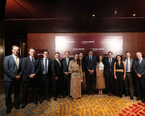 Barros & Errázuriz destaca en Latin Lawyer Awards 2025 con dos premios “Deal of the Year”