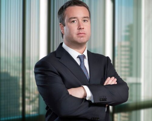 Álvaro Oyarce addresses the importance of planning succession in family businesses